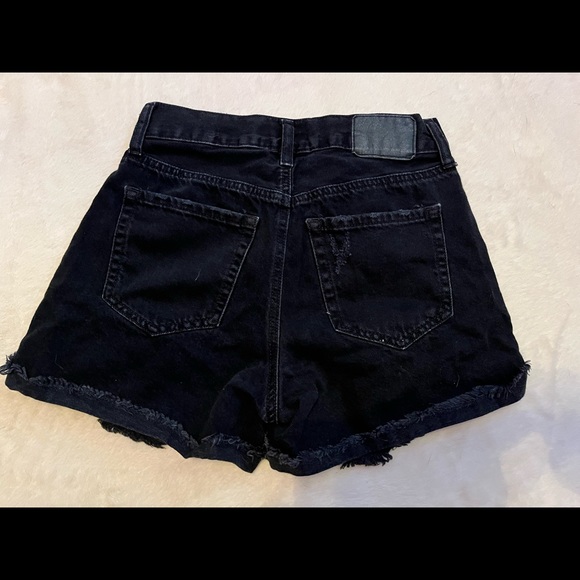 Black denim ripped shorts “mom shorts” - Picture 2 of 3
